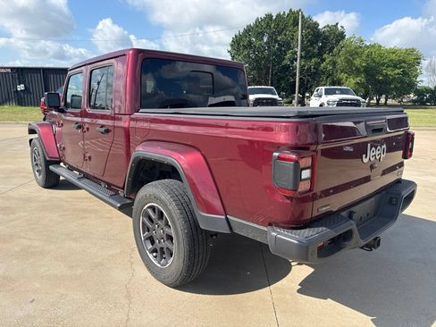 Used 2022 Jeep Gladiator Overland w/ Cold Weather Group AWD/4WD image 5