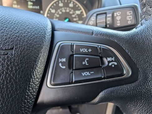 Used 2020 Ford EcoSport Titanium image 30