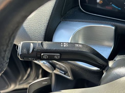 Used 2021 Mercedes-Benz GLB 250 image 25