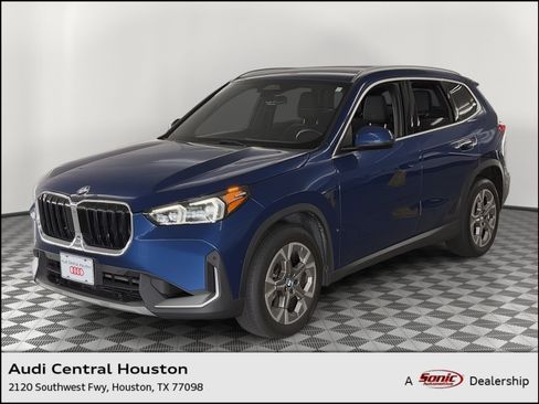 Used 2023 BMW X1 xDrive28i w/ Convenience Package AWD/4WD image 1