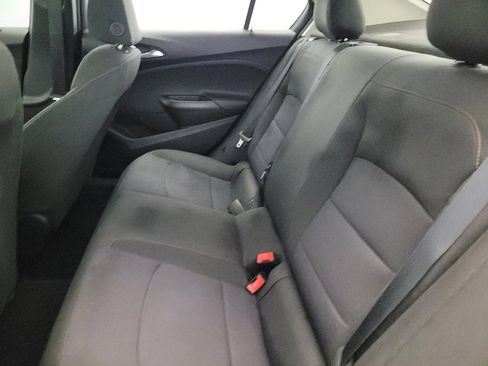 Used 2018 Chevrolet Cruze LS FWD image 18