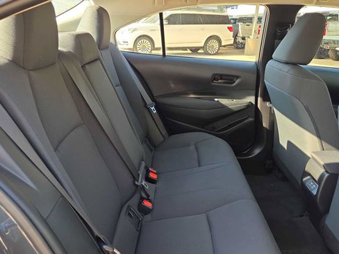Used 2025 Toyota Corolla LE FWD image 17