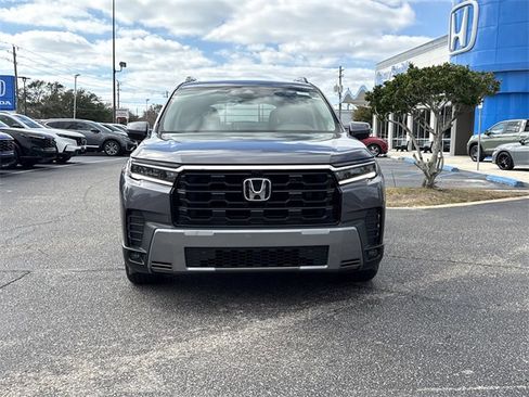 New 2026 Honda Pilot Touring image 3