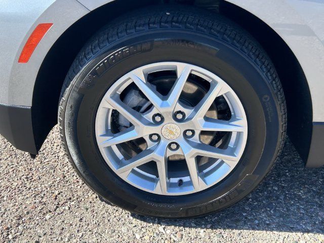 Used 2024 Chevrolet Equinox LS FWD image 10