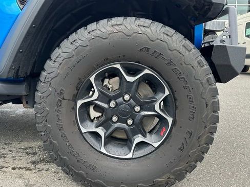 Used 2023 Jeep Wrangler Rubicon w/ LED Lighting Group image 11