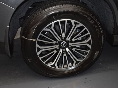 New 2026 Nissan Armada SL image 5