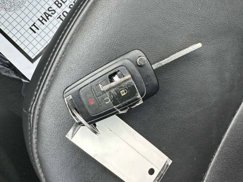 Used 2012 Buick LaCrosse Premium FWD image 23