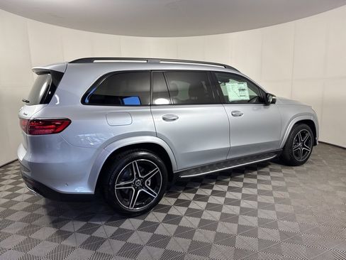 New 2026 Mercedes-Benz GLS 450 4MATIC image 5