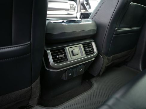 Used 2024 Ford F150 Lariat image 30