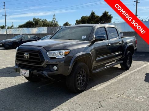 Certified 2020 Toyota Tacoma SR5 image 3