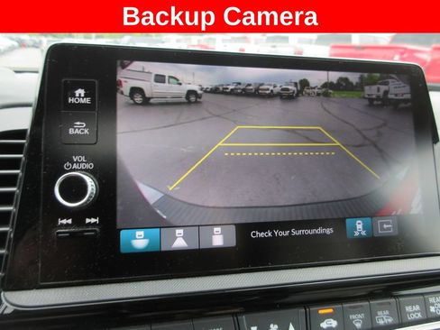 Used 2025 Honda Odyssey Elite image 19