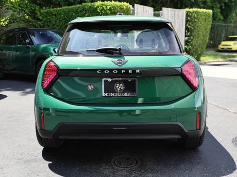 New 2026 MINI Cooper 2-Door Hardtop FWD image 8