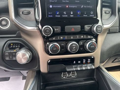 Used 2020 RAM 1500 Laramie AWD/4WD image 18