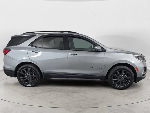 Certified 2023 Chevrolet Equinox RS w/ RS Leather Package AWD/4WD image 4