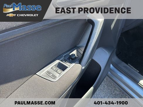 Used 2018 Volkswagen Tiguan S AWD/4WD image 9