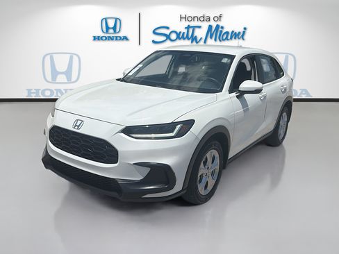 Used 2024 Honda HR-V LX image 3