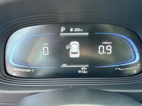 Used 2024 Hyundai Venue SE image 26