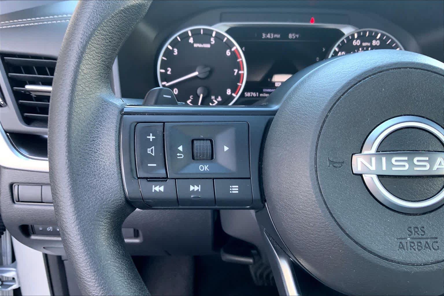 Used 2024 Nissan Rogue SV FWD image 22