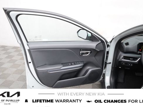 New 2026 Kia K4 EX FWD image 9