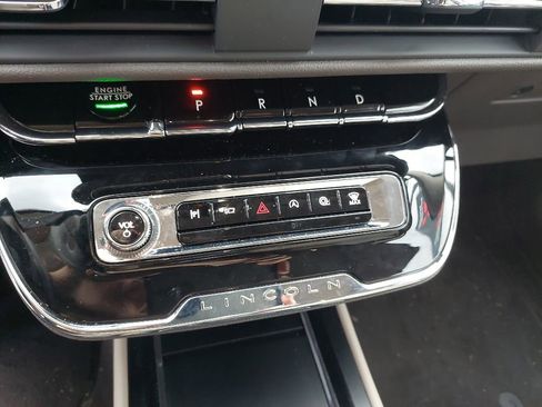 Used 2024 Lincoln Corsair FWD image 8