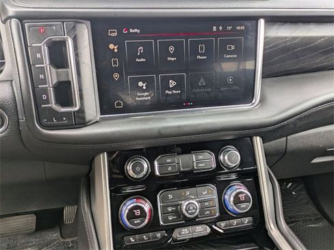 Used 2022 GMC Yukon XL Denali image 19