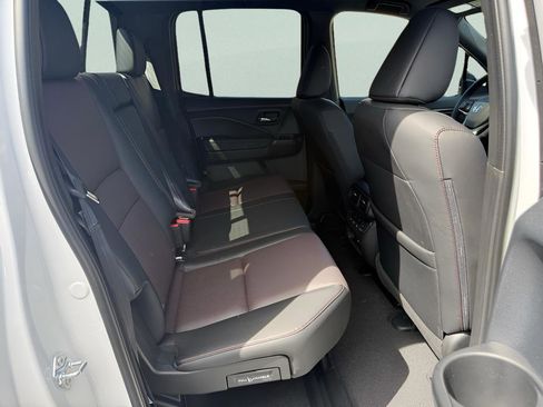 New 2026 Honda Ridgeline Black Edition image 14