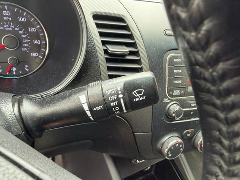 Used 2015 Kia Forte EX FWD image 41