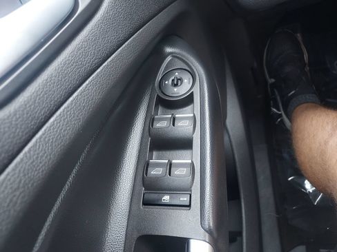 Used 2019 Ford Escape SE AWD/4WD image 21
