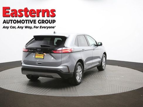 Used 2024 Ford Edge SEL image 38