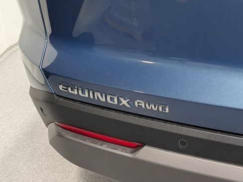 New 2026 Chevrolet Equinox LT AWD/4WD image 5