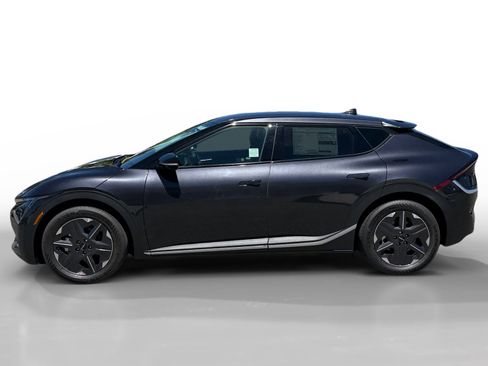 New 2026 Kia EV6 Light RWD image 2