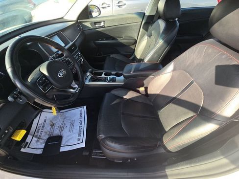 Used 2018 Kia Optima SX image 5