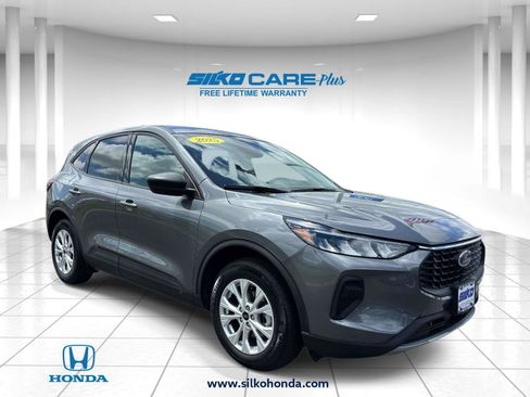 Used 2025 Ford Escape Active FWD image 1