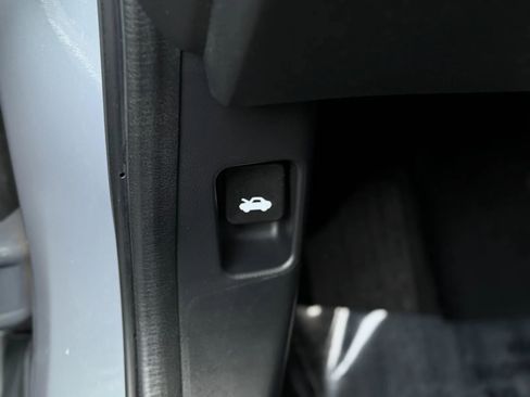 Used 2019 Honda Civic Sport image 24