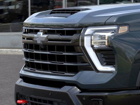 New 2026 Chevrolet Silverado 2500 LT image 13