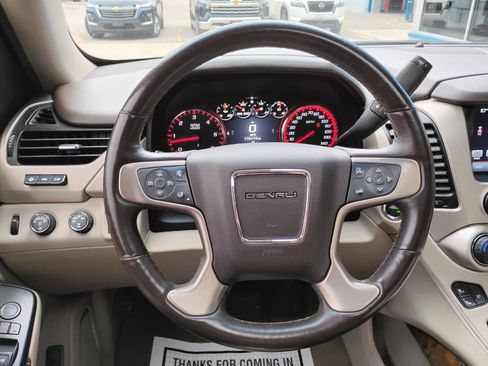 Used 2016 GMC Yukon Denali w/ Open Road Package AWD/4WD image 8
