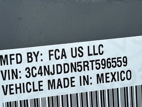 Used 2024 Jeep Compass Trailhawk image 48