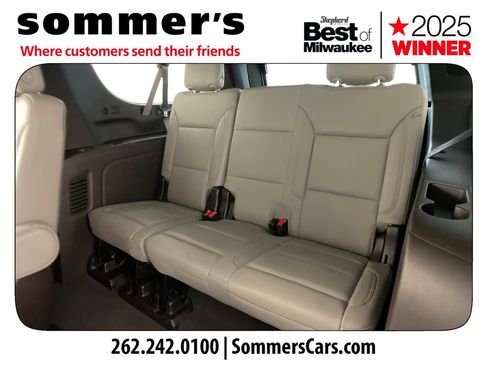 Used 2022 Chevrolet Suburban LT w/ LT Signature Plus Package AWD/4WD image 27