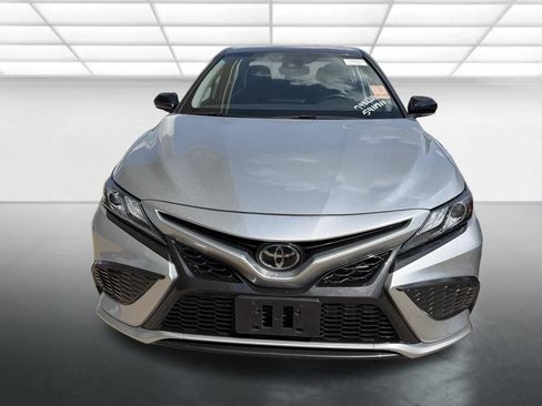Used 2022 Toyota Camry XSE AWD/4WD image 6