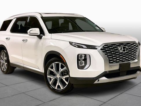 Used 2020 Hyundai Palisade SEL w/ Convenience Package image 2