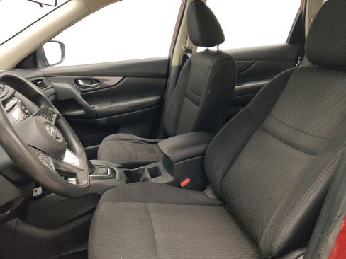 Used 2017 Nissan Rogue S image 17