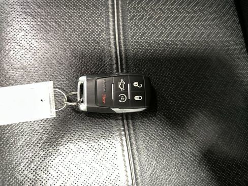 Used 2020 RAM 2500 Laramie image 29