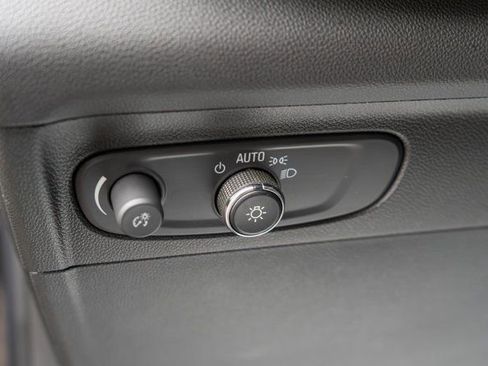 Used 2023 Buick Envision Preferred AWD/4WD image 21