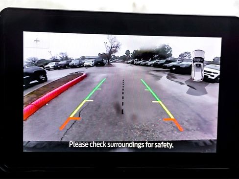 Used 2023 Ford Explorer XLT w/ Equipment Group 202A image 24