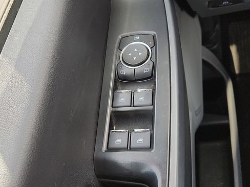 Used 2024 Ford F350 XLT image 9