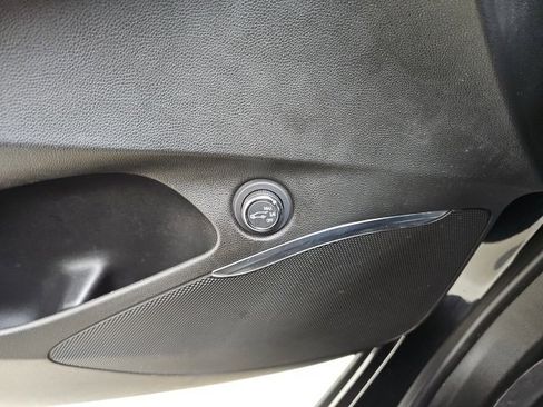 Used 2023 Buick Enclave Essence w/ Experience Buick Package image 29