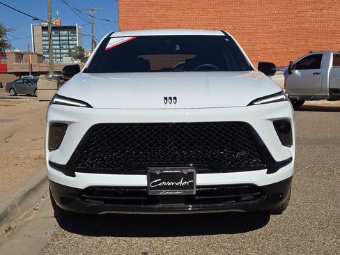 Used 2025 Buick Enclave Sport Touring image 10