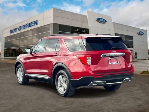Certified 2024 Ford Explorer XLT w/ Equipment Group 202A image 3