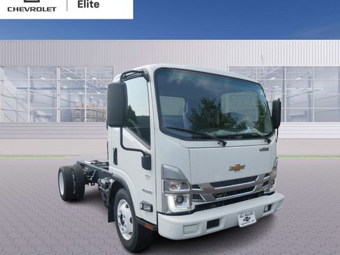 New 2024 Chevrolet Low Cab Forward image 1