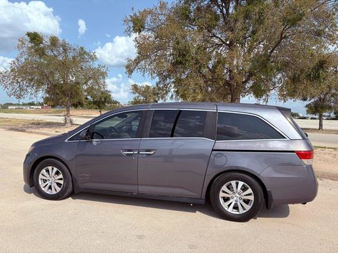 Used 2014 Honda Odyssey EX-L image 3
